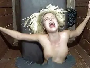 Girl Screaming Hardcore Porn - Beauties from glory-holes scream while hard fucking - Sunporno