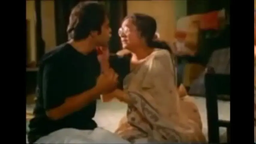 Indian aunt man kissing - hotmoza - porn video N15056689