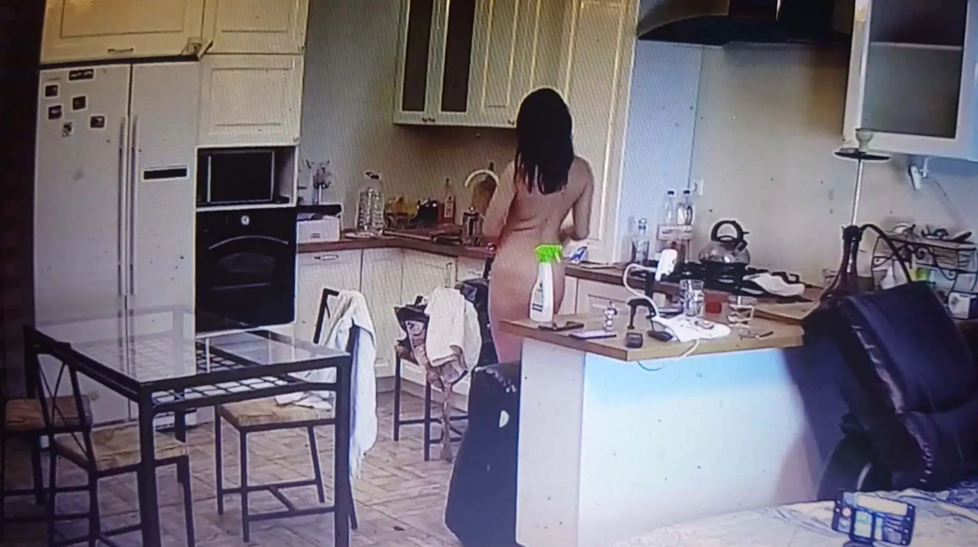 1904px x 1066px - 2 Women ..1 man making porn video at home (Live) - Sunporno