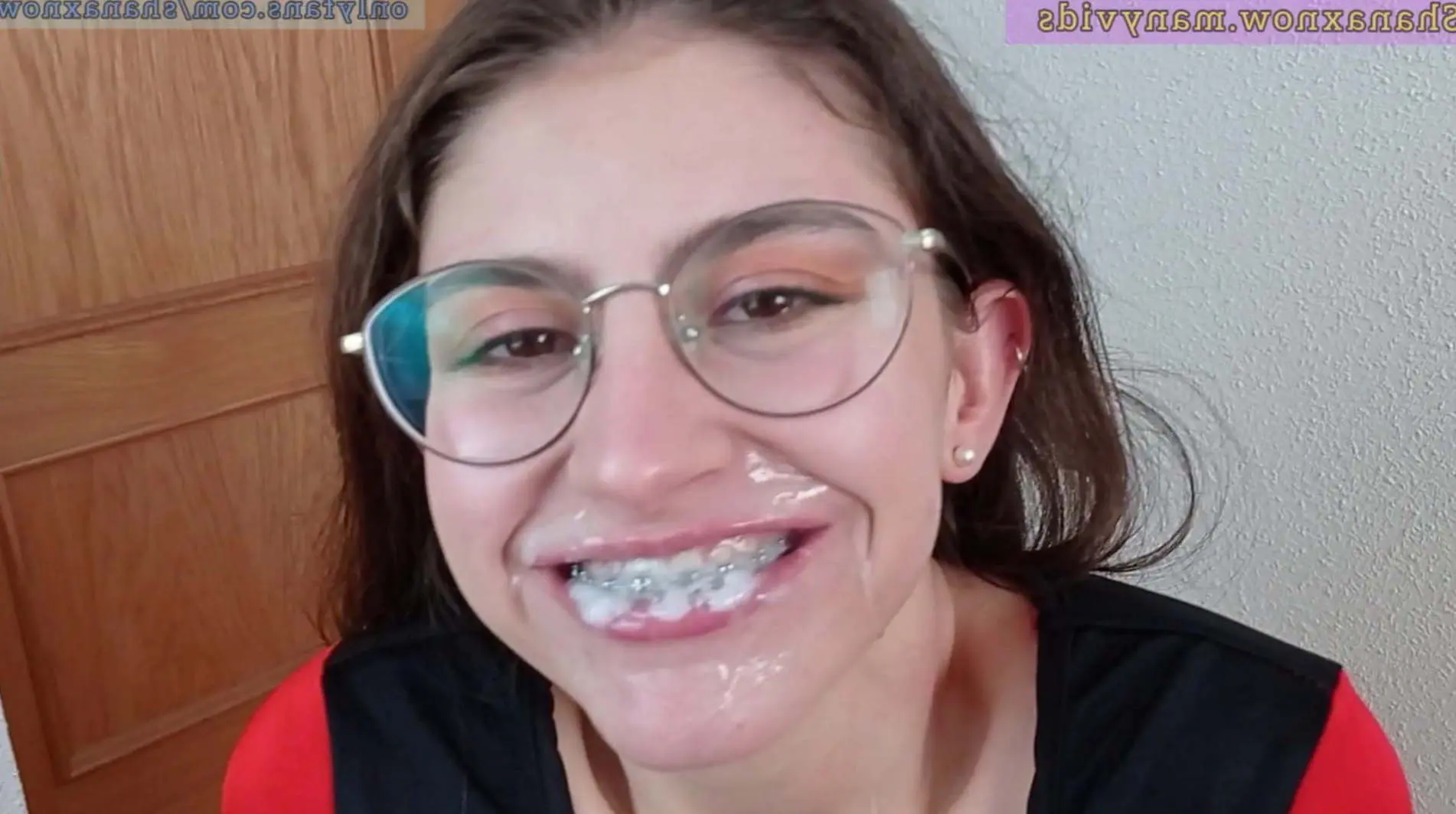 PLEASE CUM ON MY BRACES, DIRTY TALKING BLOWJOB picture