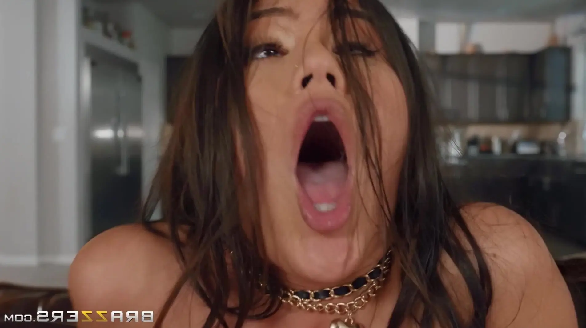 All Eyes On Crazy Orgasm of Asian Spinner Kendra Spade photo